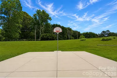 7904 Saddleview Court, Charlotte, NC 28215 - Photo 44