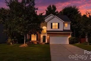 12519 Wandering Brook Dr, Charlotte, NC 28273 - Photo 2