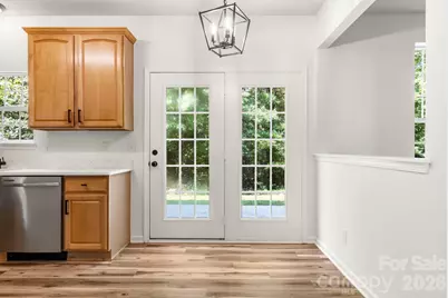 12519 Wandering Brook Drive, Charlotte, NC 28273 - Photo 10