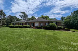 118 Hillside Dr, Monroe, NC 28112 - Photo 1