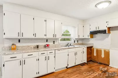 2130 23rd Street Place NE, Hickory, NC 28601 - Photo 12