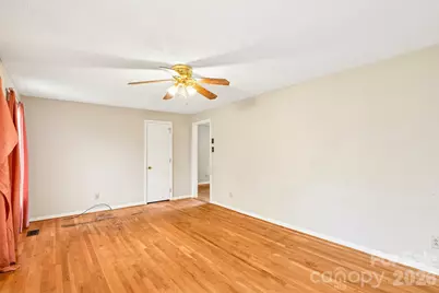2130 23rd Street Place NE, Hickory, NC 28601 - Photo 6