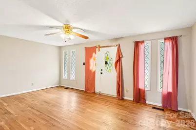 2130 23rd Street Place NE, Hickory, NC 28601 - Photo 8