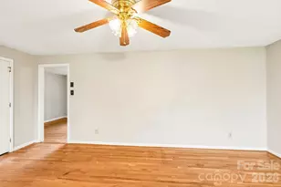 2130 23rd St Pl NE, Hickory, NC 28601 - Photo 4