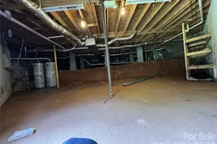 7825 Plott Rd, Charlotte, NC 28215 - Photo 38
