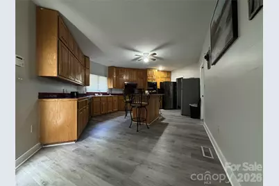 7825 Plott Road, Charlotte, NC 28215 - Photo 8