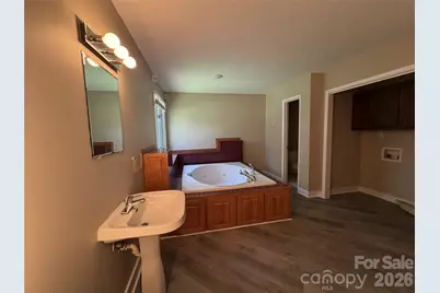 7825 Plott Road, Charlotte, NC 28215 - Photo 26