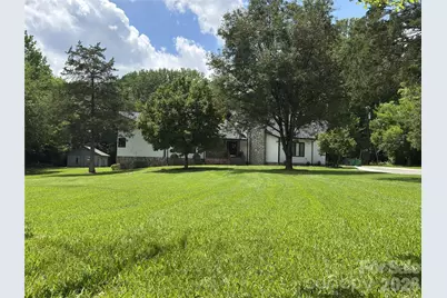 7825 Plott Road, Charlotte, NC 28215 - Photo 4