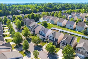 423 Knothole Ln, Charlotte, NC 28214 - Photo 38