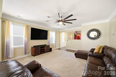 423 Knothole Lane, Charlotte, NC 28214 - Photo 4