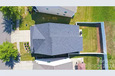 423 Knothole Lane, Charlotte, NC 28214 - Photo 2
