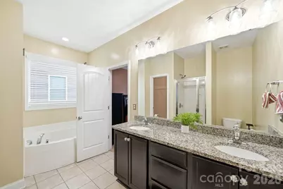 423 Knothole Lane, Charlotte, NC 28214 - Photo 12