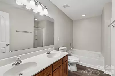 8120 Nikki Cole Drive, Charlotte, NC 28215 - Photo 14