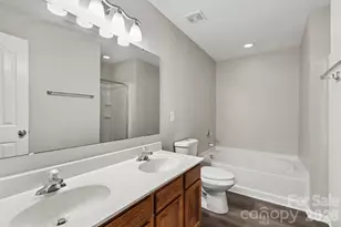8120 Nikki Cole Dr, Charlotte, NC 28215 - Photo 14