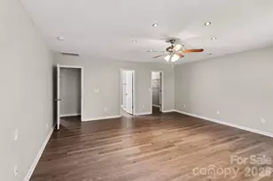 8120 Nikki Cole Dr, Charlotte, NC 28215 - Photo 12