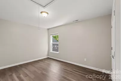 8120 Nikki Cole Drive, Charlotte, NC 28215 - Photo 18