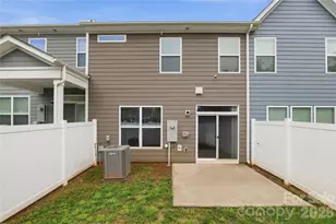 5531 Harris Cove Dr, Charlotte, NC 28269 - Photo 22