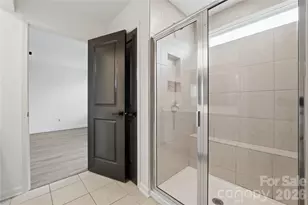 5531 Harris Cove Dr, Charlotte, NC 28269 - Photo 14