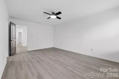 5531 Harris Cove Drive, Charlotte, NC 28269 - Photo 12