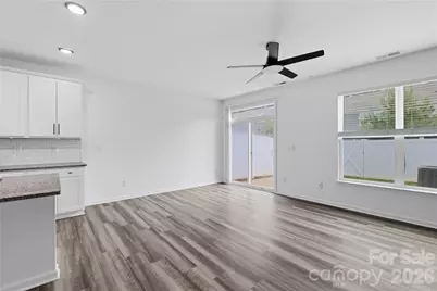 5531 Harris Cove Drive, Charlotte, NC 28269 - Photo 6