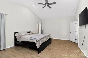 1120 Culver Spring Way, Charlotte, NC 28215 - Photo 26