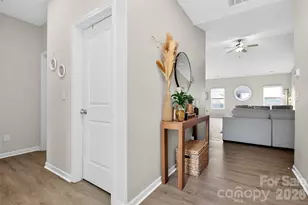 1120 Culver Spring Way, Charlotte, NC 28215 - Photo 4
