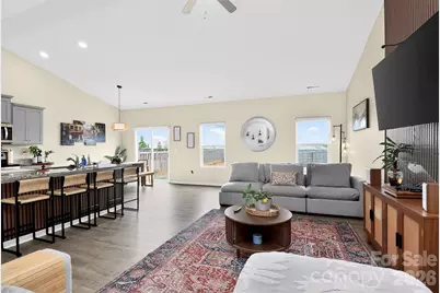 1120 Culver Spring Way, Charlotte, NC 28215 - Photo 8
