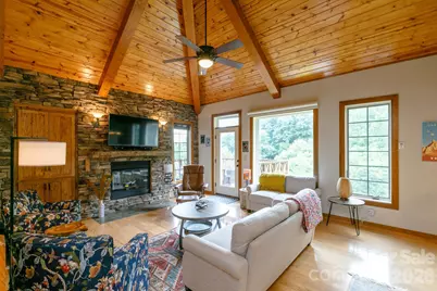 222 Creekside Way #D/301, Burnsville, NC 28714 - Photo 4