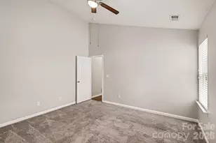 3621 Ernie Dr, Charlotte, NC 28269 - Photo 12