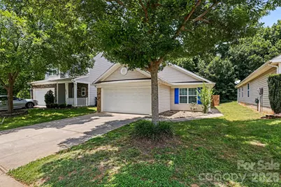 3621 Ernie Drive, Charlotte, NC 28269 - Photo 2