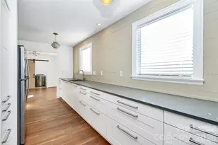 2019 Highland St, Charlotte, NC 28208 - Photo 8