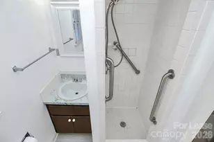 2019 Highland St, Charlotte, NC 28208 - Photo 16