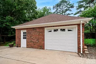 1025 S Magnolia St, Mooresville, NC 28115 - Photo 20
