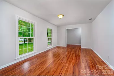 1025 S Magnolia Street, Mooresville, NC 28115 - Photo 2