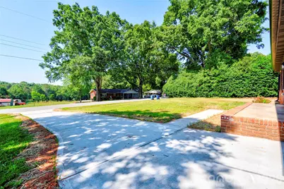 2994 Lutz Boulevard, Newton, NC 28658 - Photo 34