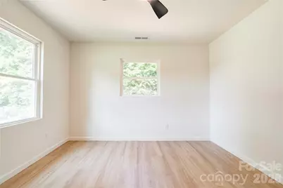 2994 Lutz Boulevard, Newton, NC 28658 - Photo 18