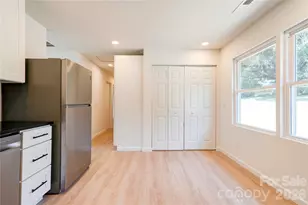 2994 Lutz Blvd, Newton, NC 28658 - Photo 8