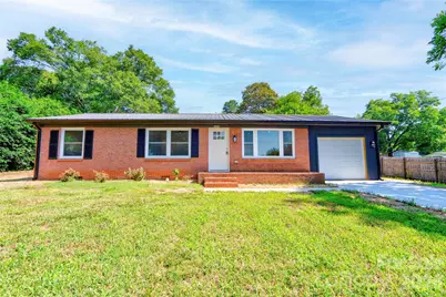 2994 Lutz Boulevard, Newton, NC 28658 - Photo 2