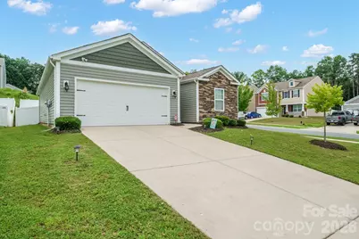 7004 Branch Fork Road, Charlotte, NC 28215 - Photo 2