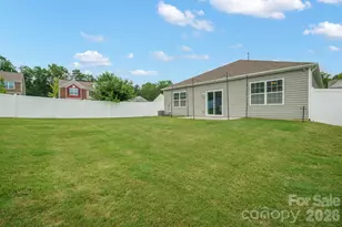 7004 Branch Fork Rd, Charlotte, NC 28215 - Photo 36