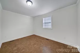 2715 Springway Dr, Charlotte, NC 28205 - Photo 12