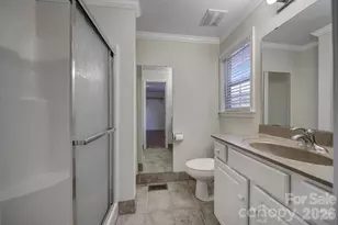 2715 Springway Dr, Charlotte, NC 28205 - Photo 16