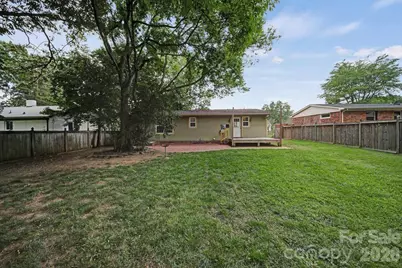 2715 Springway Drive, Charlotte, NC 28205 - Photo 22