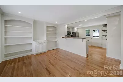 2715 Springway Drive, Charlotte, NC 28205 - Photo 4