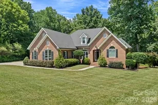 305 Forbes Ct, Lake Wylie, SC 29710 - Photo 48