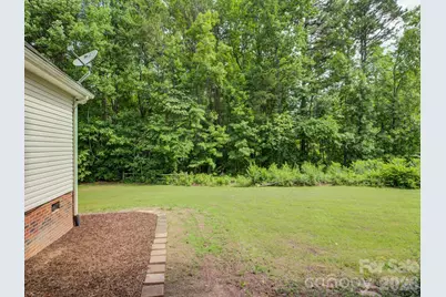 1527 Lavington Court, Gastonia, NC 28056 - Photo 32