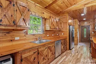 439 Upper Pig Pen Rd, Green Mountain, NC 28740 - Photo 8