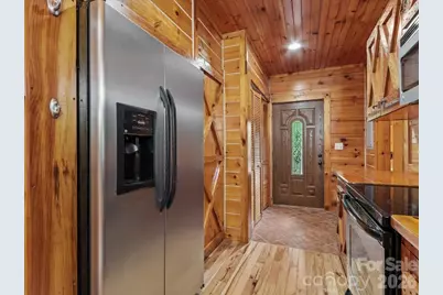 439 Upper Pig Pen Road, Green Mountain, NC 28740 - Photo 10
