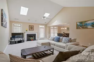 2804 Wingfield Pl, Charlotte, NC 28210 - Photo 2