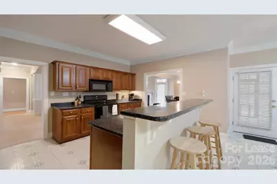 2804 Wingfield Place, Charlotte, NC 28210 - Photo 4